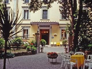 Hotel Metropole 蒙特卡蒂尼泰尔梅 外观 照片